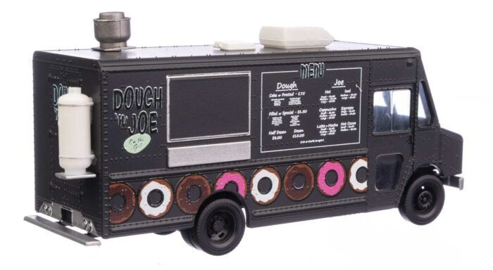 Walthers SceneMaster 949-12111 HO Morgan Olson Route Star Dough 'n Joe Food Van