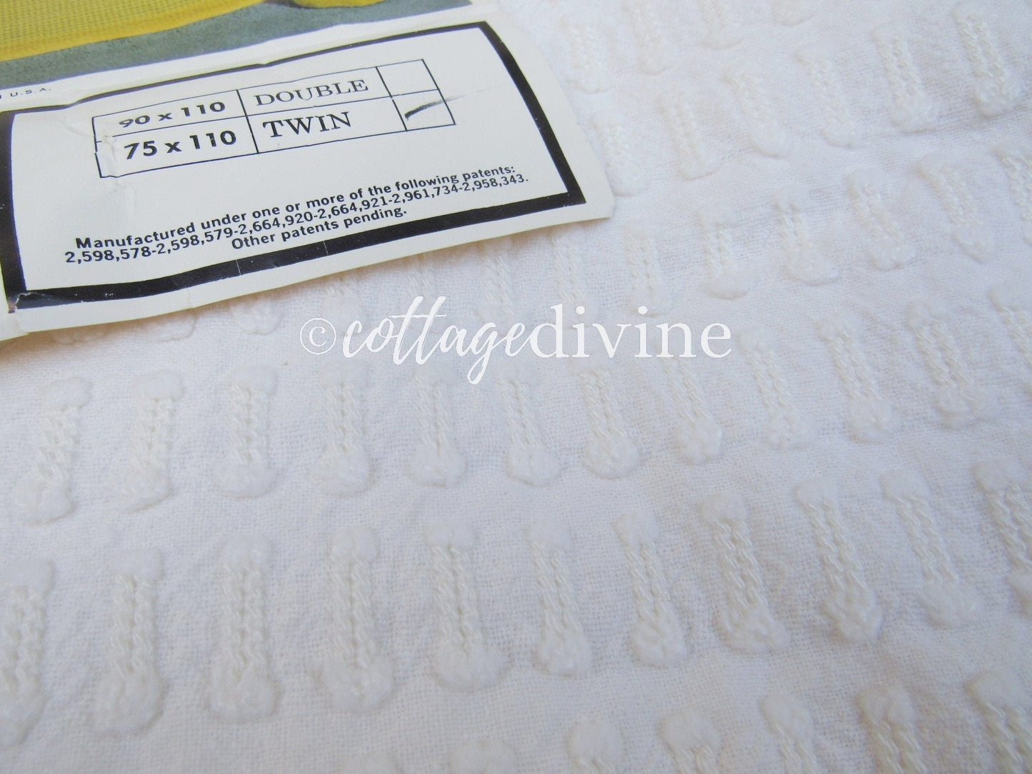 Fresh White Buttons 'n Bows Vintage Morgan Jones Chenille Bedspread, Twin, NOS