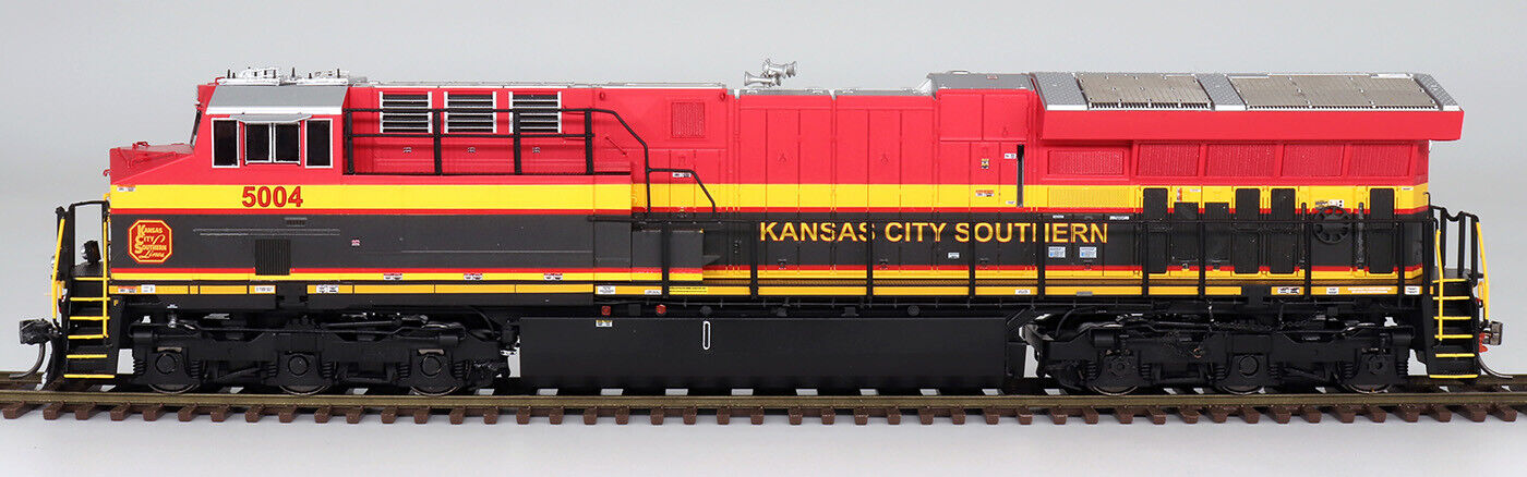 Intermountain 497107-06 HO Kansas City Southern ET44AC Tier 4 GEVO Locomotive