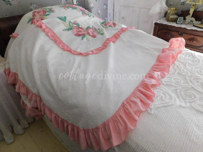 Divine Cottage Vintage Seersucker Ruffled Bedspread, Tufted with Chenille Rose Blooms, Twin/Full Size